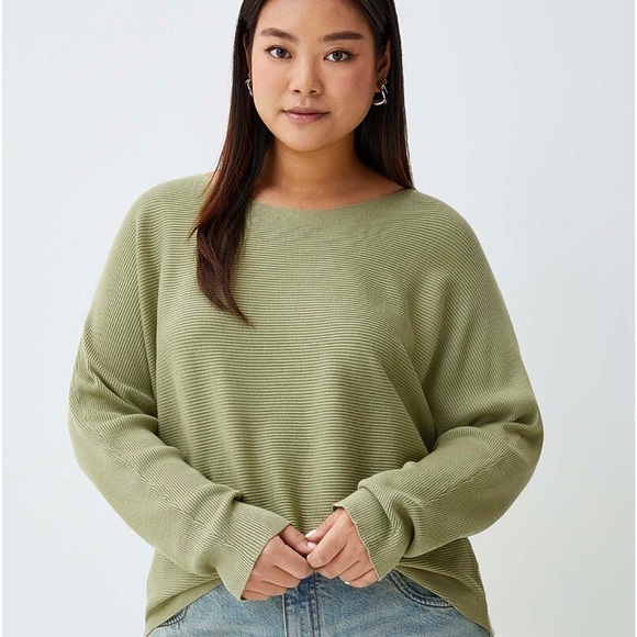 twik Tops - #53- TWIK-Horizontal ribbing boat-neck sweater